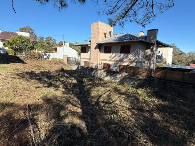 Terreno com 540m², à venda, no bairro Santa Cruz em Nova Prata