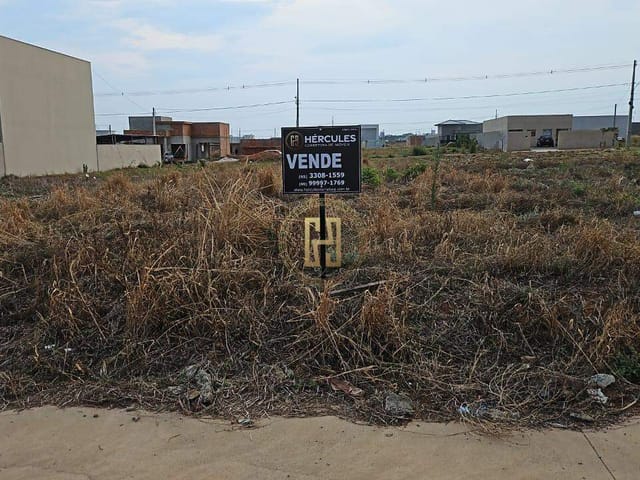 Terreno com 318m², à venda, no bairro Montserrat em Nova Mutum