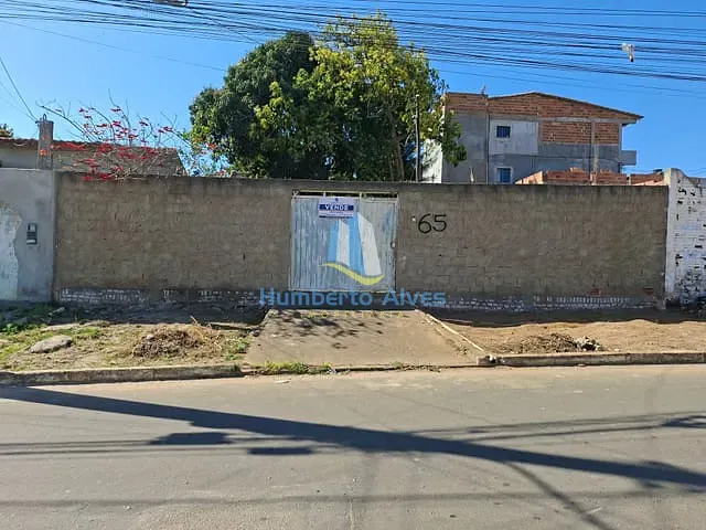 Terreno com 405m², à venda, no bairro Alto Maron em Vitória da Conquista