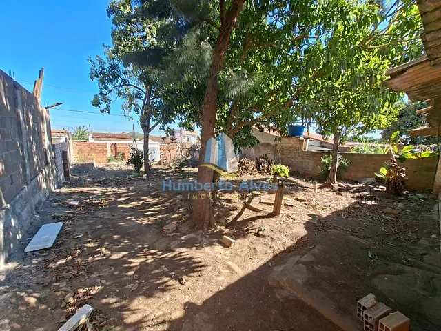 Terreno com 405m², à venda, no bairro Alto Maron em Vitória da Conquista