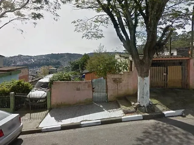 Terreno com 450m², à venda, no bairro Jardim Zaira em Mauá