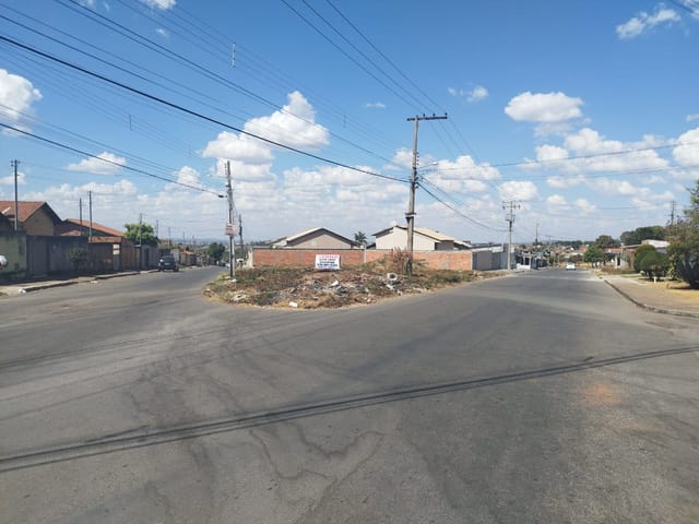 Terreno à venda, no bairro Jardim Buriti Sereno em Aparecida De Goiânia