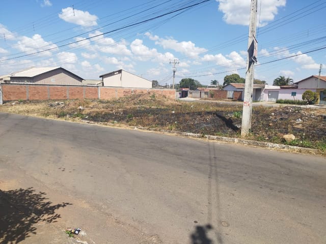 Terreno à venda, no bairro Jardim Buriti Sereno em Aparecida De Goiânia