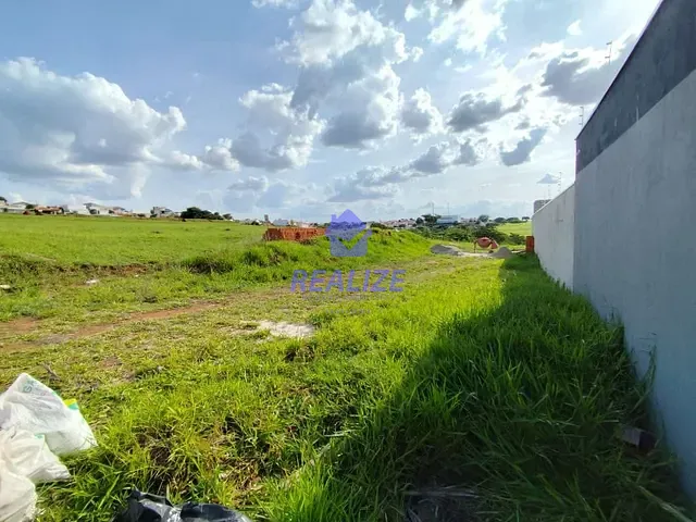 Terreno com 400m², à venda, no bairro Jardim Flamboyant em Botucatu