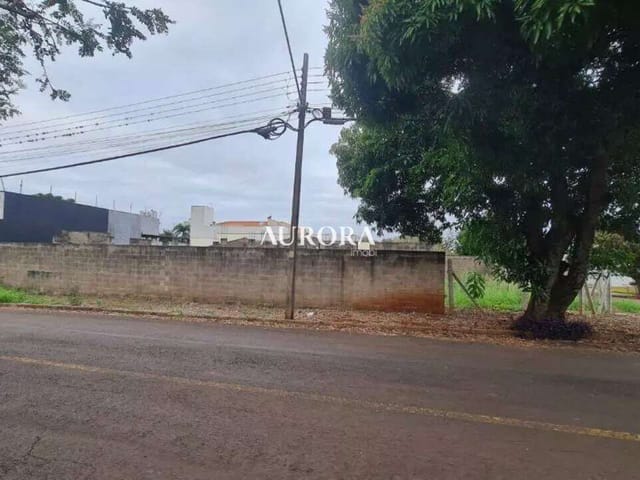 Terreno com 553m², à venda, no bairro Jardim Itatiaia 1 em Londrina