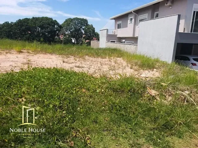 Terreno com 397m², à venda, no bairro Fazenda Santana em Valinhos