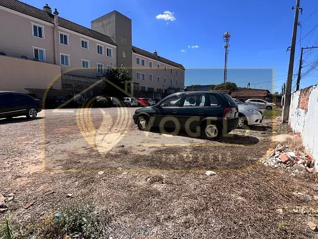 Terreno com 1000m², à venda, no bairro Centro em Holambra