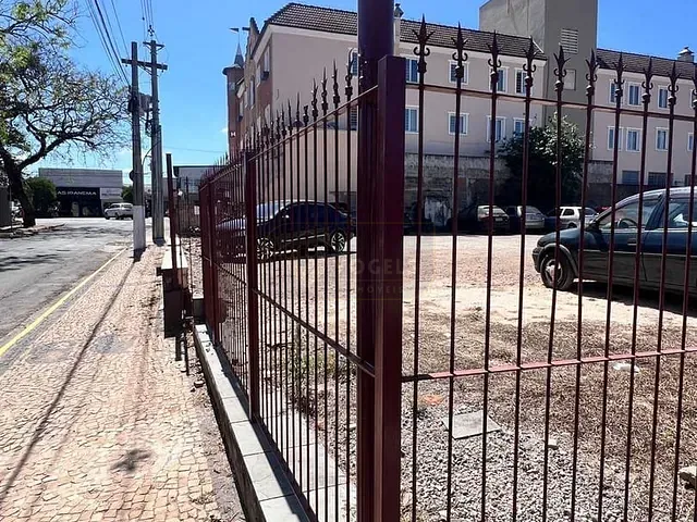 Terreno com 1000m², à venda, no bairro Centro em Holambra