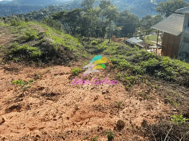 Terreno com 1220m², à venda, no bairro Recreio dos Bandeirantes (Melo Viana) em Esmeraldas