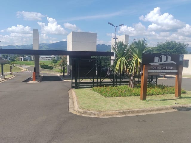 Terreno com 691m², à venda, no bairro Recanto do Lago em São João da Boa Vista