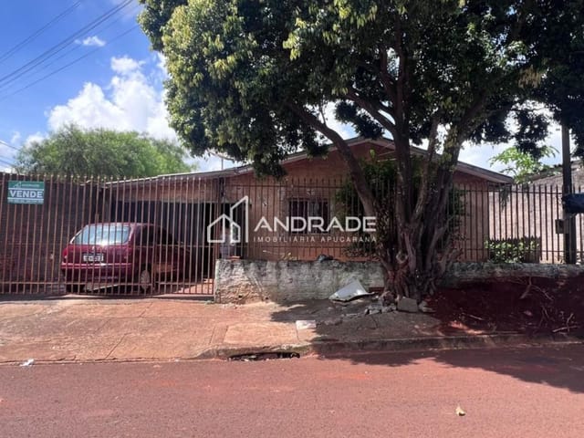 Terreno com 229m², à venda, no bairro Núcleo Habitacional Colonial em Apucarana