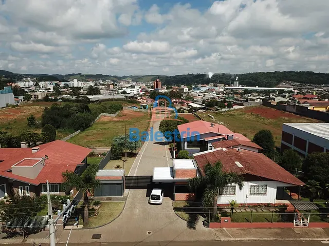 Terreno com 329m², à venda, no bairro São José em Fraiburgo