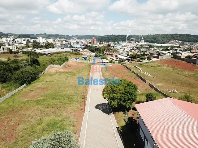 Terreno com 329m², à venda, no bairro São José em Fraiburgo
