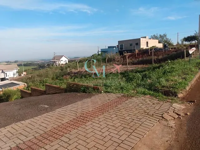 Terreno com 364m², à venda, no bairro Tacca em Xanxerê