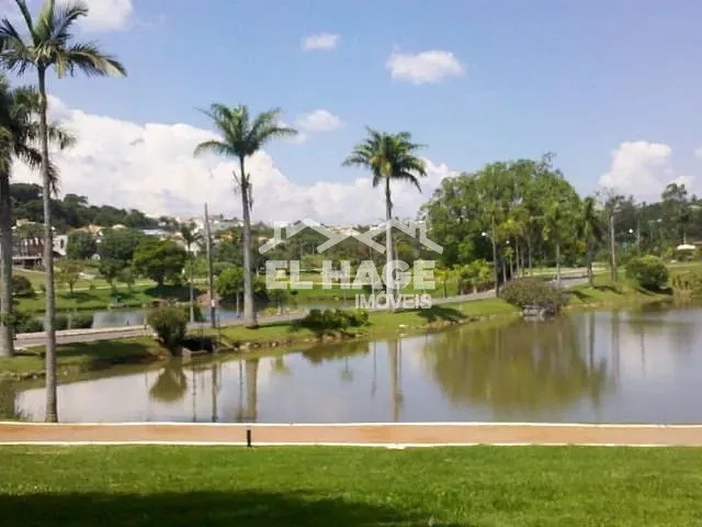 Terreno com 450m², à venda, no bairro Jardim Itália em Cuiabá