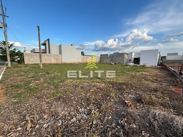 Terreno com 362m², à venda, no bairro Jardim dos Ipês em Sorriso