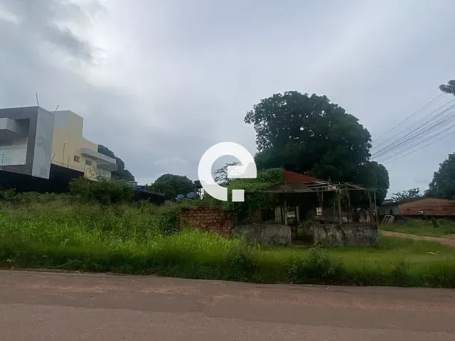 Terreno com 752m², à venda, no bairro Aeroporto Velho em Santarém