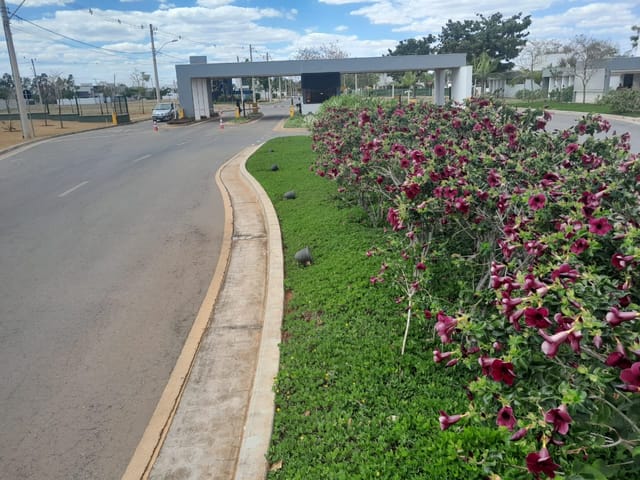 Terreno com 869m², à venda, no bairro Terras Alpha Residencial 2 em Senador Canedo