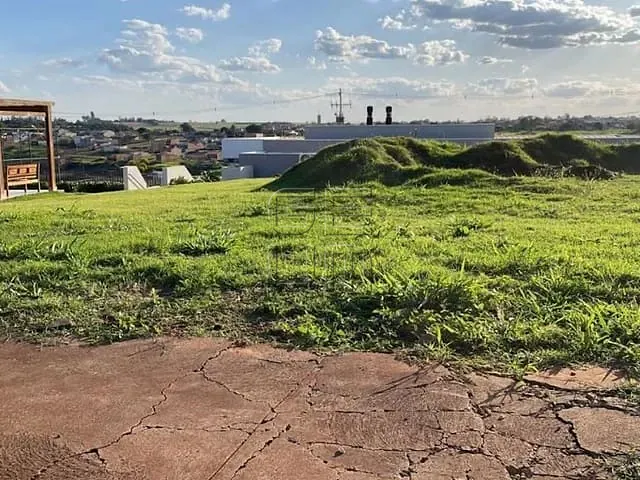 Terreno com 311m², à venda, no bairro Jardim Morumbi em Londrina