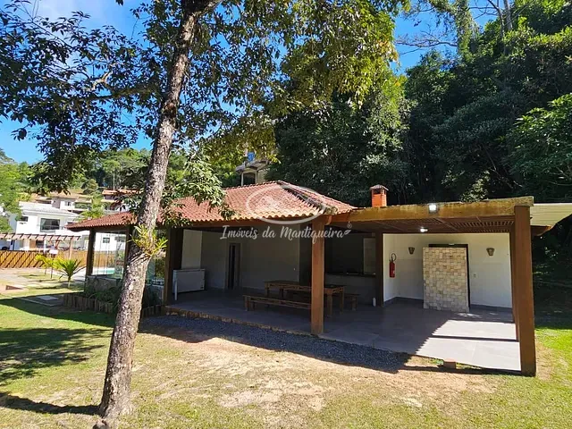Terreno com 889m², à venda, no bairro Penedo em Itatiaia