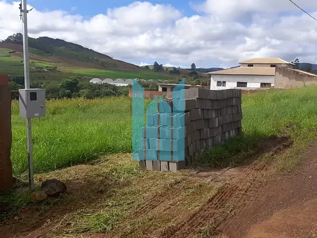 Terreno com 2215m², à venda, no bairro Centro em Poços de Caldas