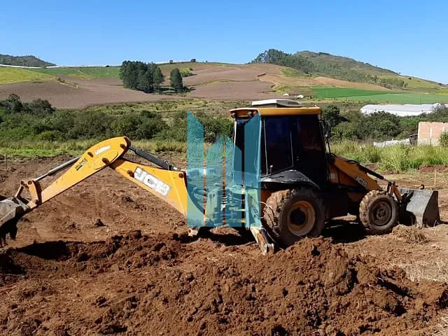 Terreno com 2215m², à venda, no bairro Centro em Poços de Caldas