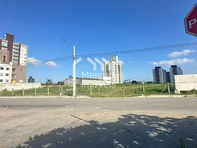 Terreno com 10114m², à venda, no bairro Cordeiros em Itajaí