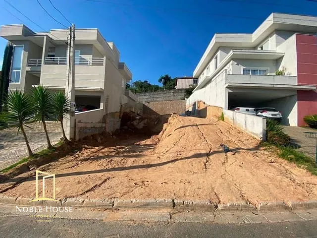 Terreno com 250m², à venda, no bairro Bosque em Vinhedo