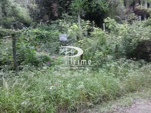 Terreno com 675m², à venda, no bairro Itaipu em Niterói