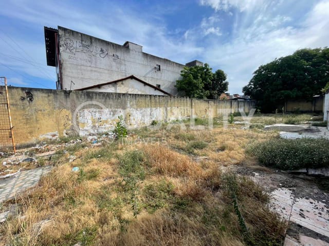 Terreno com 390m², para alugar, no bairro Parangaba em Fortaleza