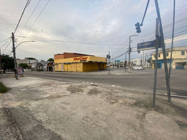 Terreno com 520m², para alugar, no bairro Campo Grande em Rio de Janeiro
