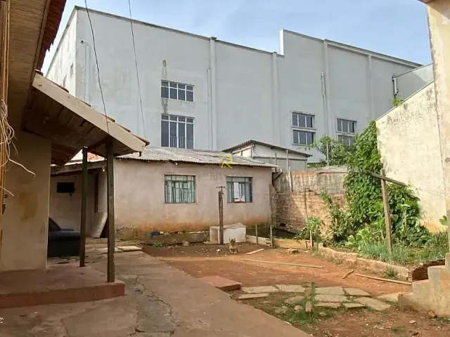 Terreno com 450m², à venda, no bairro Bonsucesso em Guarapuava