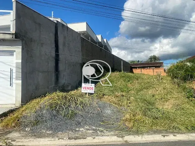 Terreno à venda, no bairro Jardim Ipanema em Registro