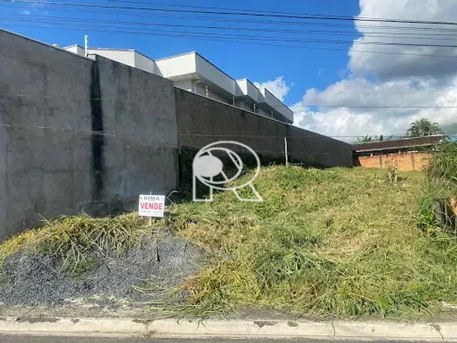 Terreno à venda, no bairro Jardim Ipanema em Registro