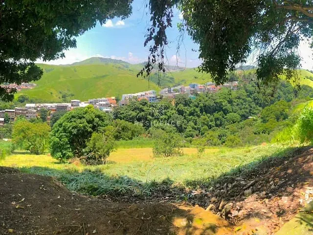 Terreno com 659m², à venda, no bairro Jardim Amália em Volta Redonda