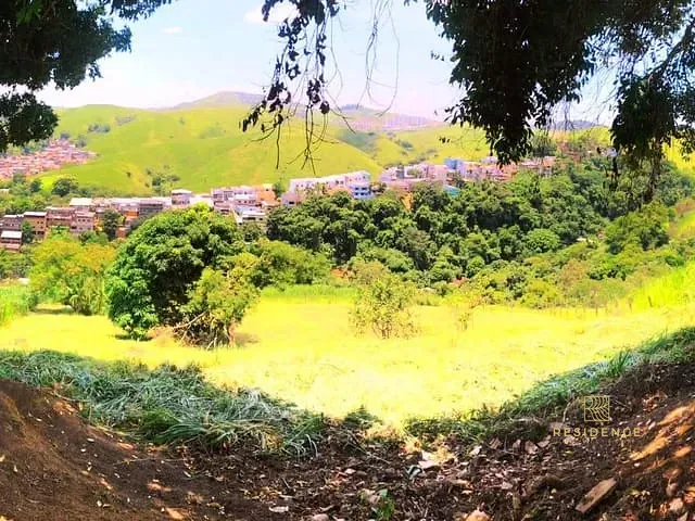 Terreno com 659m², à venda, no bairro Jardim Amália em Volta Redonda