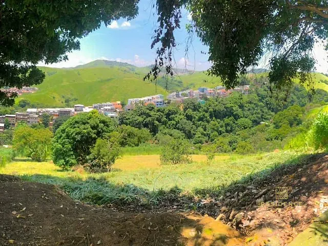 Terreno com 659m², à venda, no bairro Jardim Amália em Volta Redonda