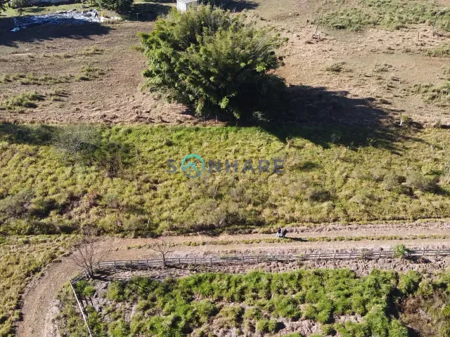 Terreno com 833m², à venda, no bairro Saltinho em Siqueira Campos