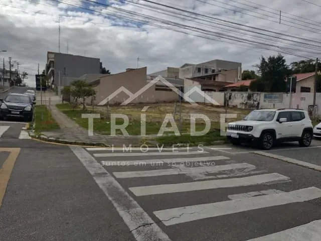 Terreno com 463m², à venda, no bairro Centro em Araucária