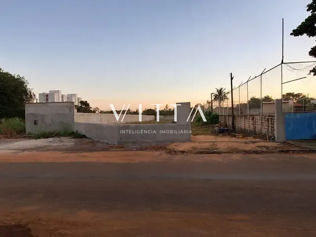 Terreno com 1852m², à venda, no bairro Plano Diretor Sul em Palmas