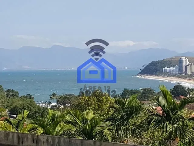 Terreno com 630m², à venda, no bairro Martim de Sá em Caraguatatuba