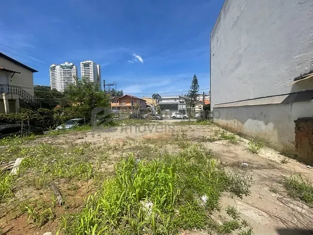 Terreno com 300m², à venda, no bairro Vila Santa Cecília em Volta Redonda