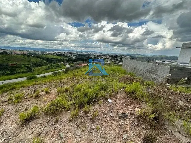 Terreno com 259m², à venda, no bairro N R Porto Seguro em Itatiba