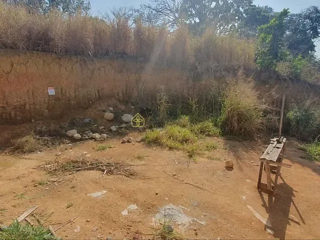 Terreno com 260m², à venda, no bairro Portal do Parque em Itatiaia