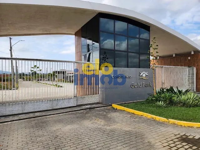 Terreno com 276m², à venda, no bairro Centro em Agrestina