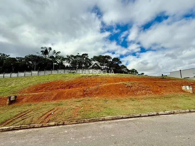 Terreno com 503m², à venda, no bairro Paisagem Renoir em Cotia