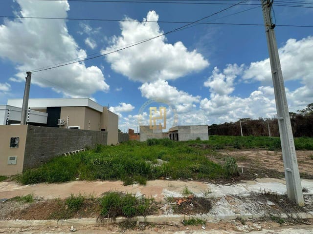 Terreno com 250m², à venda, no bairro Montserrat em Nova Mutum