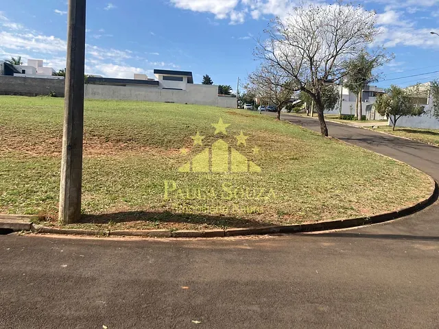 Terreno com 447m², à venda, no bairro Jardim Marabá em Bauru