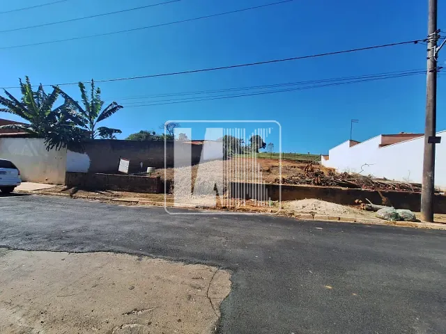 Terreno com 310m², à venda, no bairro Centro em Cesário Lange