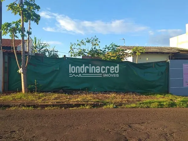 Terreno com 200m², à venda, no bairro Conjunto Habitacional Alexandre Urbanas em Londrina